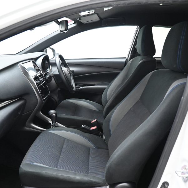 Toyota Yaris 1.5 G AT (2021) - Image 11