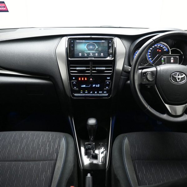 Toyota Yaris 1.5 G AT (2021) - Image 9