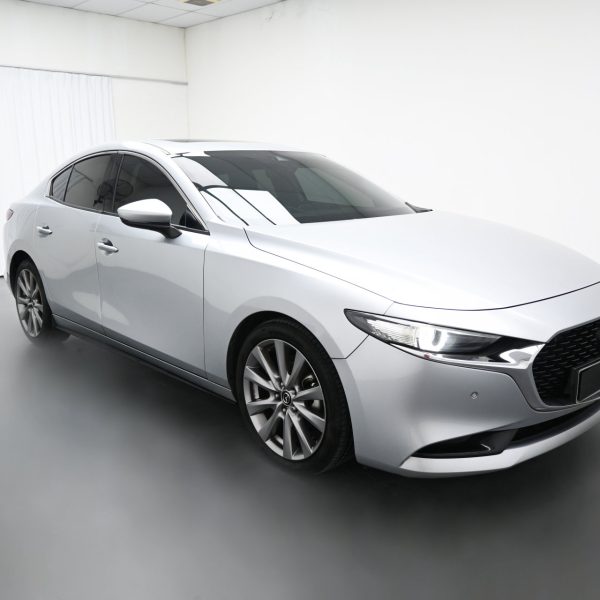 Mazda 3 Sedan 3 2.0 BP Sedan High Plus SKYACTIV-G Auto AT (2019) - Image 3