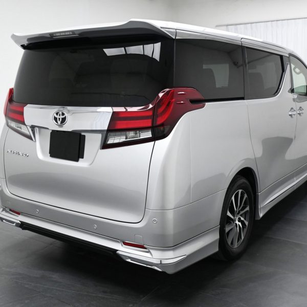 Toyota Alphard 2.5 ZA (A) AT (2015) - Image 12