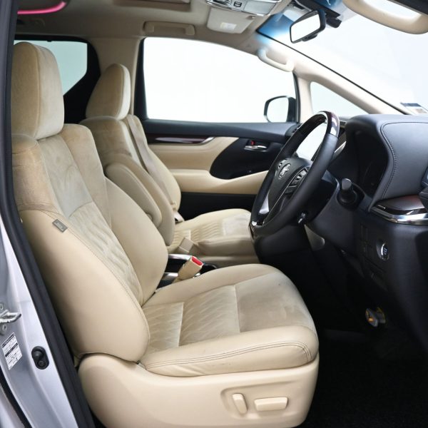 Toyota Alphard 2.5 ZA (A) AT (2015) - Image 14