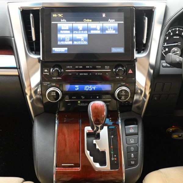 Toyota Alphard 2.5 ZA (A) AT (2015) - Image 20