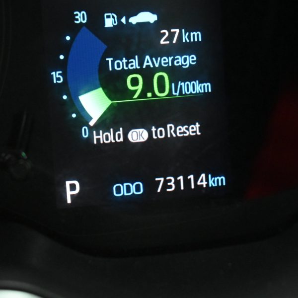 Toyota Corolla Cross 1.8 V Auto AT (2022) - Image 17