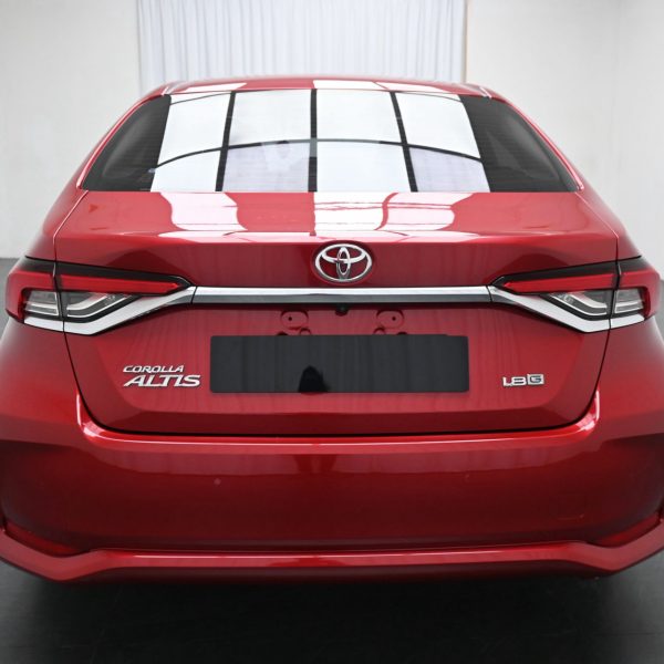 Toyota Corolla Altis E210 Sedan 4dr G CVT 7sp FWD 1.8i AT (2020) - Image 7