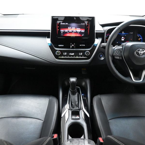 Toyota Corolla Altis E210 Sedan 4dr G CVT 7sp FWD 1.8i AT (2020) - Image 9