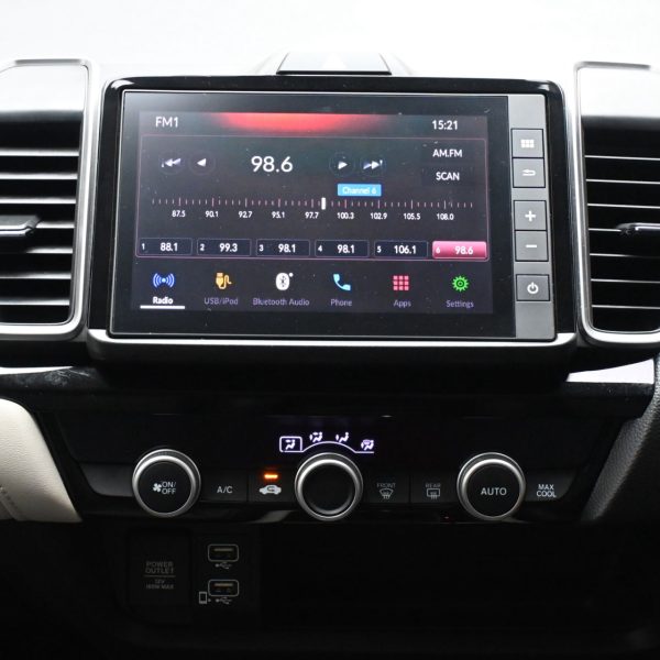 Honda City 1.5 V-Sensing Sedan Auto AT (2022) - Image 16