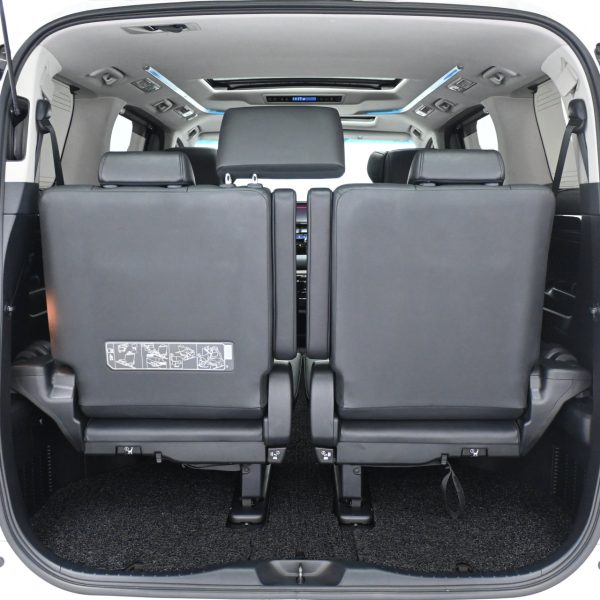 Toyota Alphard 2.5 SC Auto AT (2021) - Image 11