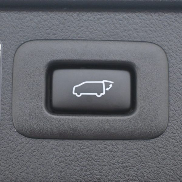 Toyota Alphard 2.5 SC Auto AT (2021) - Image 10