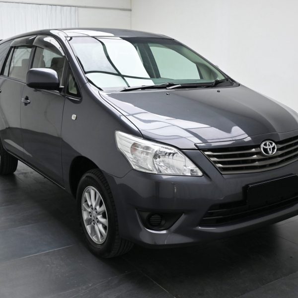 Toyota Innova N40 Wagon 5dr E 8st Auto-Gate Shift 4sp RWD 2.0i AT (2016) - Image 3
