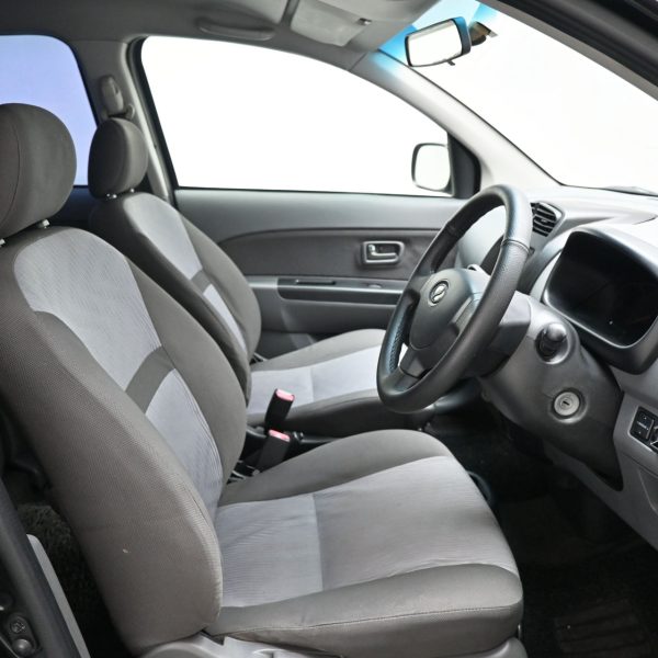 Perodua Myvi M300 Hatch 5dr EZi Auto 4sp FWD 1.3i AT (2008) - Image 9
