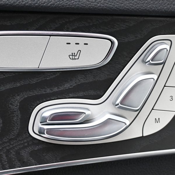 Mercedes-Benz C200 W205 C200 AMG Grand Edition AT (2014) - Image 12