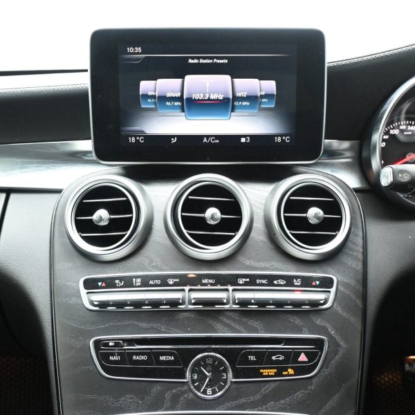 Mercedes-Benz C200 W205 C200 AMG Grand Edition AT (2014) - Image 13