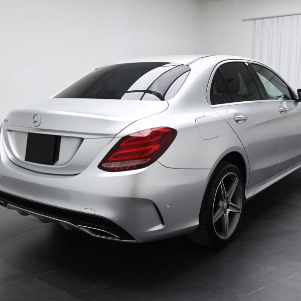 Mercedes-Benz C200 W205 C200 AMG Grand Edition AT (2014) - Image 6