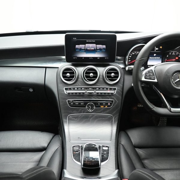 Mercedes-Benz C200 W205 C200 AMG Grand Edition AT (2014) - Image 7