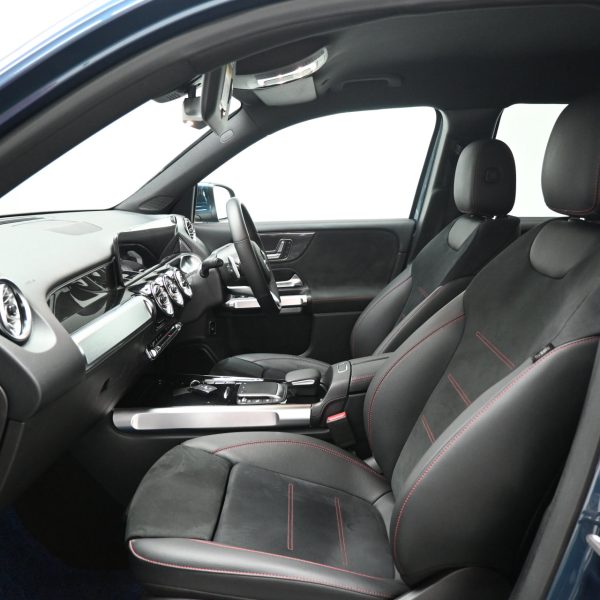 Mercedes-Benz GLB250 2.0 Auto AT (2021) - Image 16
