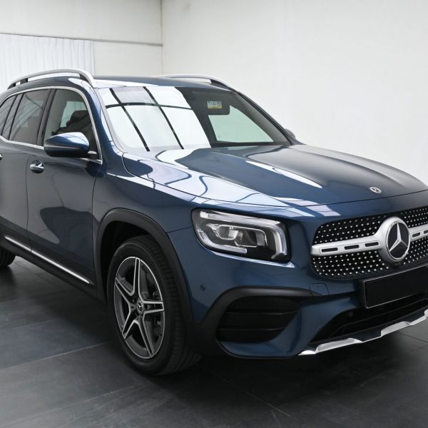Mercedes-Benz GLB250 2.0 Auto AT (2021) - Image 3