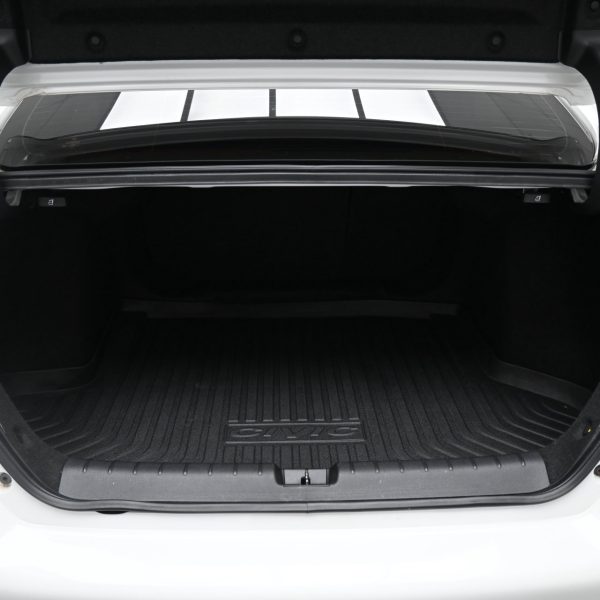 Honda Civic FC 1.8 S Auto AT (2022) - Image 7