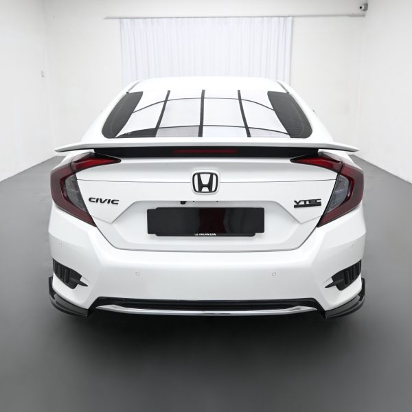 Honda Civic FC 1.8 S Auto AT (2022) - Image 10