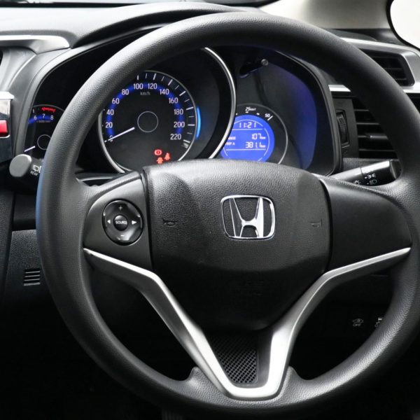 Honda Jazz GK Hatch 5dr E i-VTEC CVT FWD 1.5i AT (2015) - Image 16