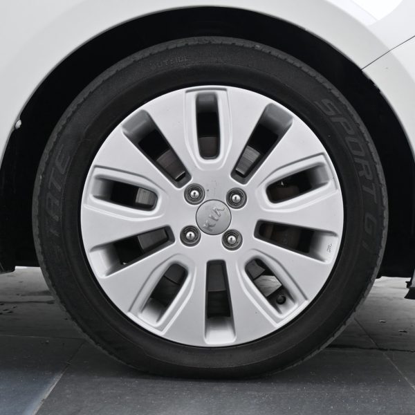 Kia Rio EX 1.4 (A) AT (2013) - Image 4