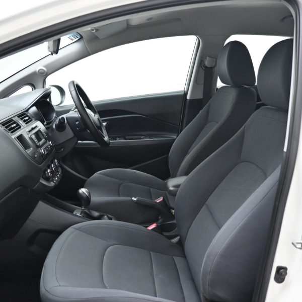 Kia Rio EX 1.4 (A) AT (2013) - Image 10