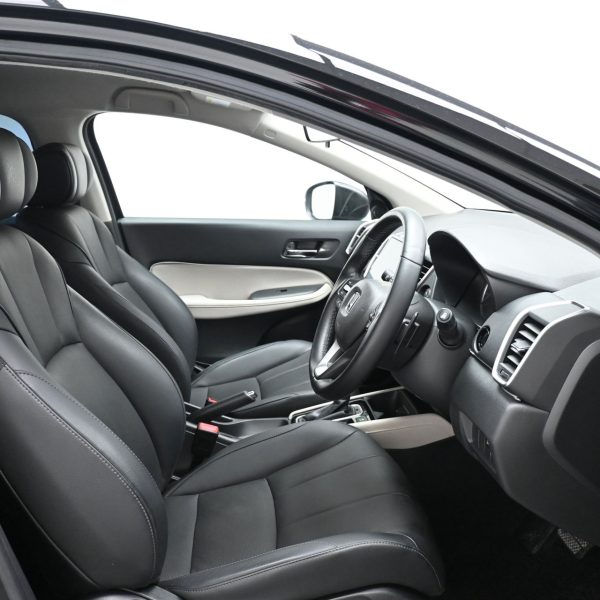 Honda City 1.5 V Sedan Auto AT (2022) - Image 11