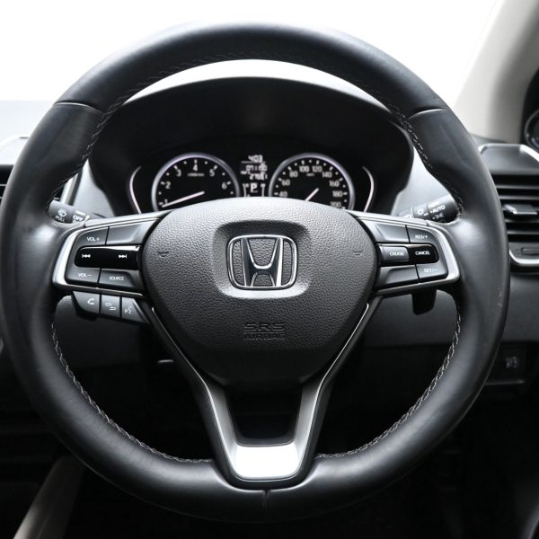 Honda City 1.5 V Sedan Auto AT (2022) - Image 18