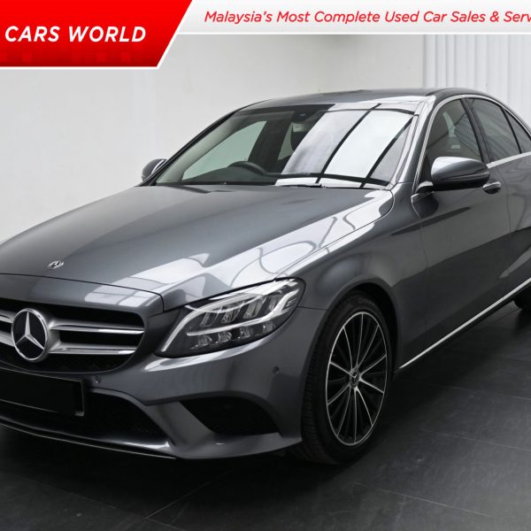Mercedes-Benz C200 W205 Sedan 4dr Advantgarde 1.5DiT AT (2019) - Image 1