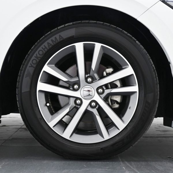 Honda Civic FE 1.5 E Auto AT (2022) - Image 5