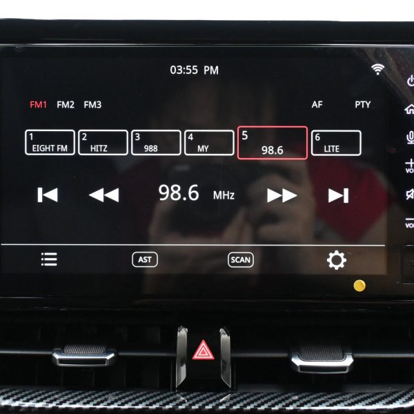 Toyota Corolla Altis 1.8 G Facelift Auto AT (2023) - Image 20