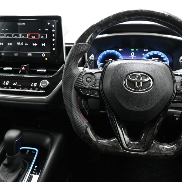 Toyota Corolla Altis 1.8 G Facelift Auto AT (2023) - Image 5