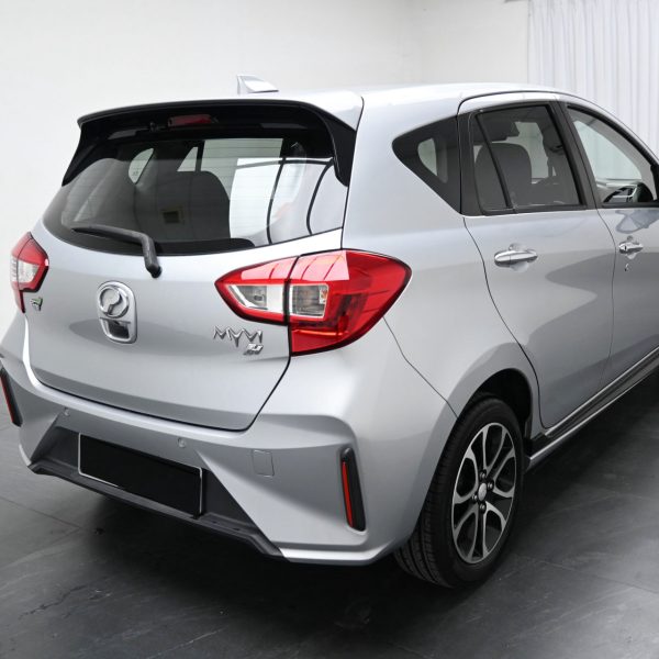 Perodua Myvi 1.5 H Auto AT (2021) - Image 9