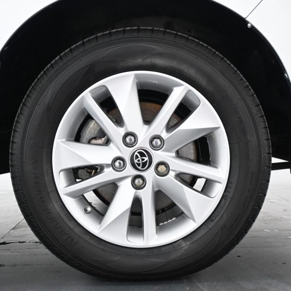 Toyota Innova N40 Wagon 5dr G 8st Auto-Gate Shift 4sp RWD 2.0i AT (2016) - Image 7