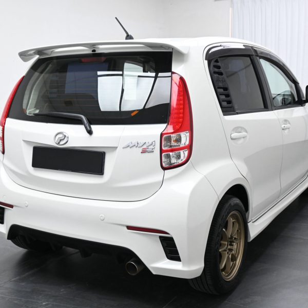 Perodua Myvi M600 Hatch 5dr SE Auto 4sp FWD 1.3i AT (2014) - Image 6