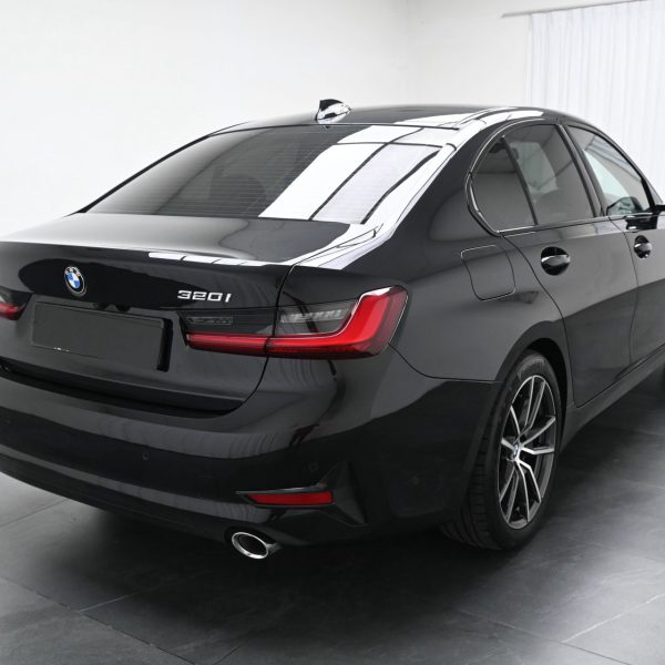 BMW 320I 2.0 Sport G20 AT (2022) - Image 11