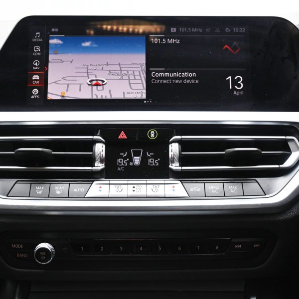BMW 320I 2.0 Sport G20 AT (2022) - Image 19