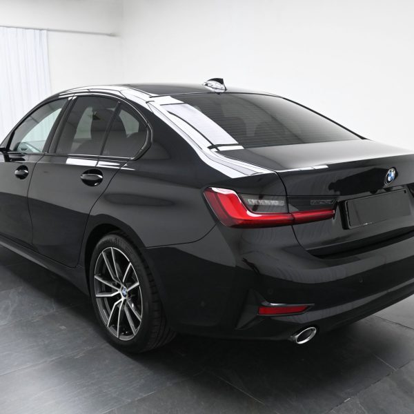 BMW 320I 2.0 Sport G20 AT (2022) - Image 9