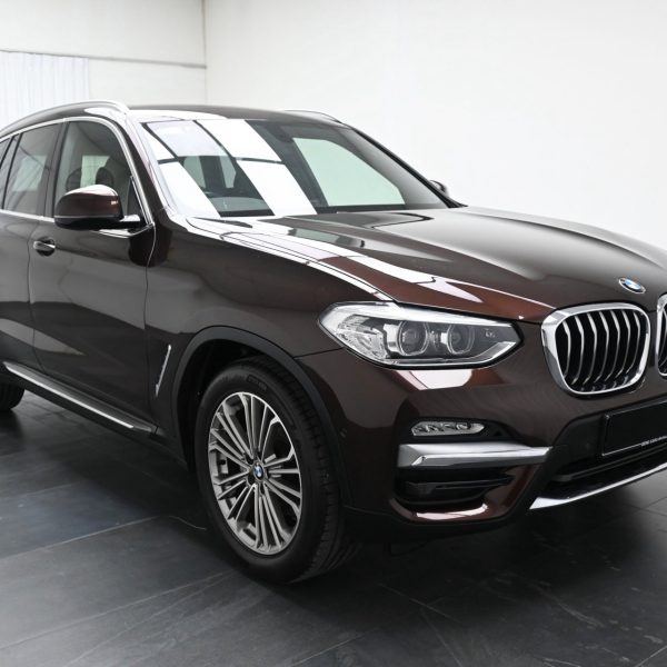 BMW X3 G01 Wagon 5dr xDrive30i AT (2018) - Image 3