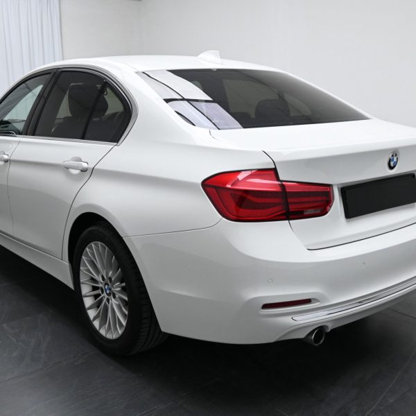 BMW 318I F30 Sedan 4dr 318i Luxury AT (2018) - Image 7