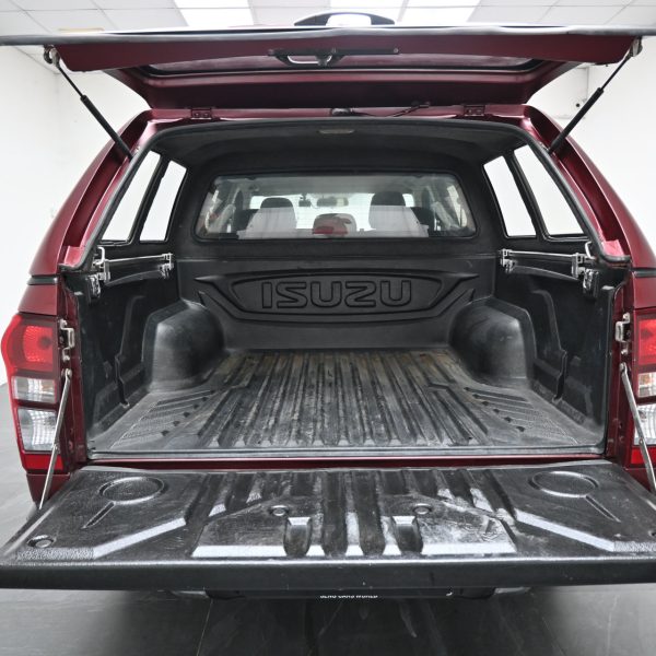 Isuzu D-MAX RT-50 Pickup 4dr DCab Man 5sp 4X2 2.5DDiT MT (2016) - Image 15