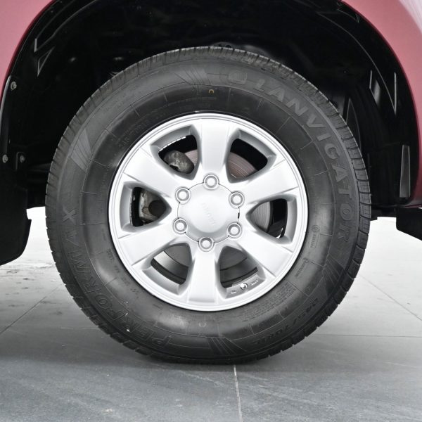 Isuzu D-MAX RT-50 Pickup 4dr DCab Man 5sp 4X2 2.5DDiT MT (2016) - Image 16