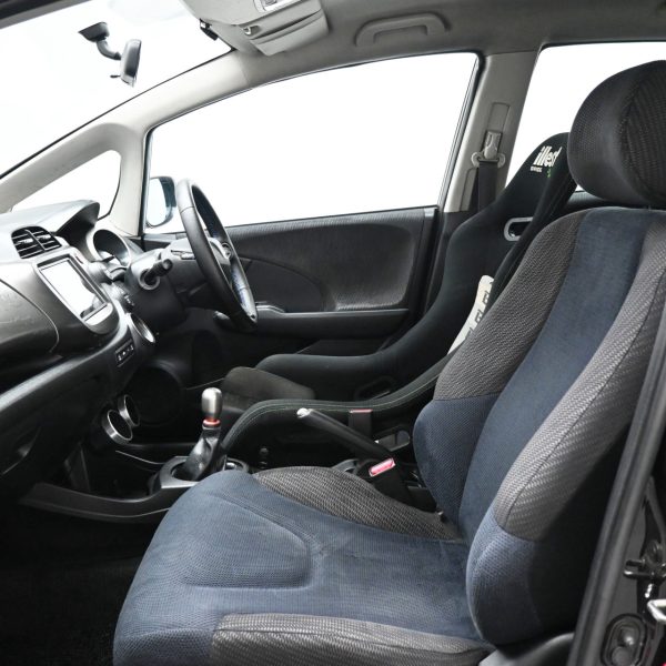 Honda Jazz 1.5 MANUAL AT (2014) - Image 12