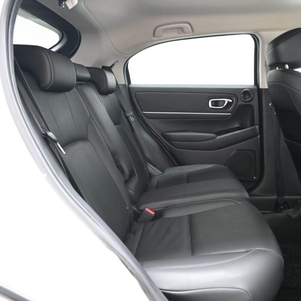 Honda HR-V 1.5 V AT (2023) - Image 13