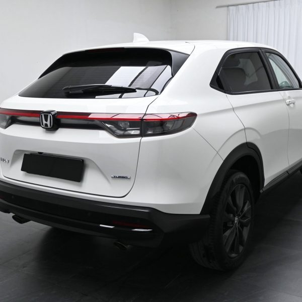 Honda HR-V 1.5 V AT (2023) - Image 9