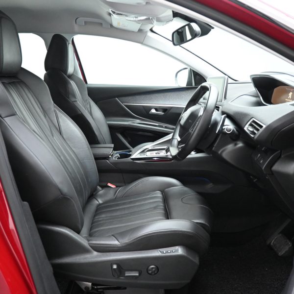 Peugeot 3008 P84 Wagon 5dr Allure SA 6sp FWD 1.6DiT * AT (2018) - Image 11