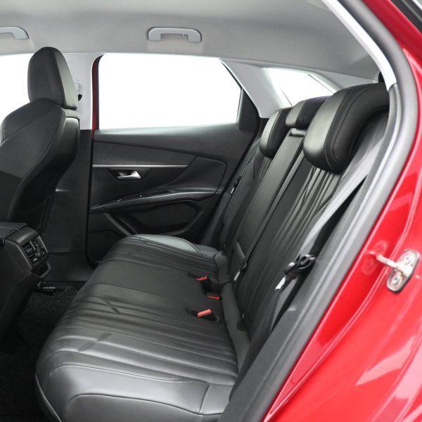 Peugeot 3008 P84 Wagon 5dr Allure SA 6sp FWD 1.6DiT * AT (2018) - Image 14