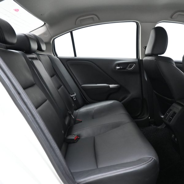 Honda City GM6 Sedan 4dr V i-VTEC CVT 7sp FWD 1.5i AT (2017) - Image 11