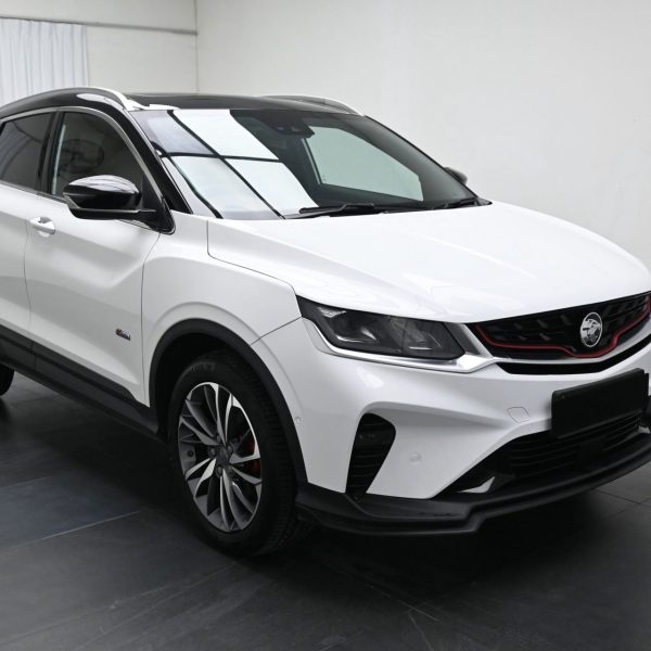 Proton X50 TGDI Flagship 1.5 Auto AT (2023) - Image 3