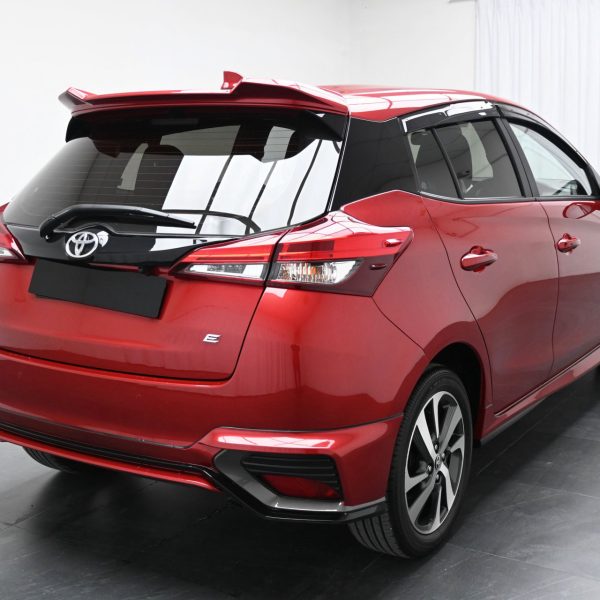 Toyota Yaris 1.5 E AT (2022) - Image 9