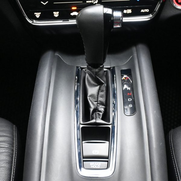Honda HR-V 1.8L V Auto AT (2021) - Image 15